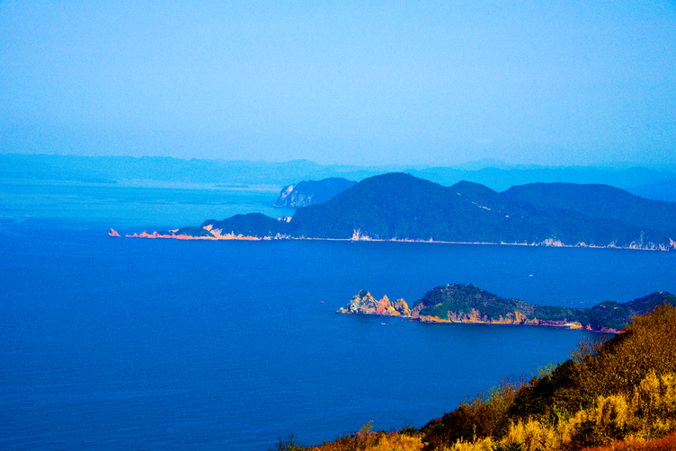 Omi Island viewed from Senjojiki, Yamaguchi