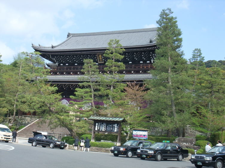 Sanmon at Chion-in Temple